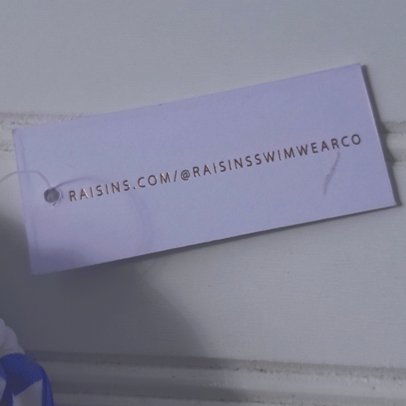 Raisins Tropical Print High Rise ๐ Bikini - Picture 8 of 14